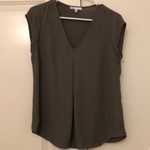 DR2 V-neck blouse